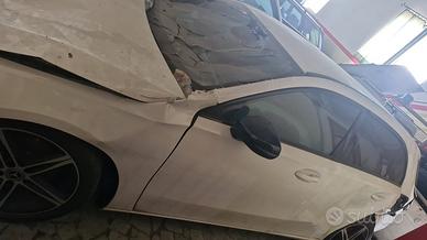 Mercedes a200 sinistrata incidentata