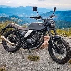 PROMO SCRAMBLER Brixton Felsberg 250