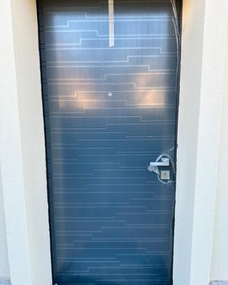 Porta blindata Alias 90 x 210 DX nuova con telaio