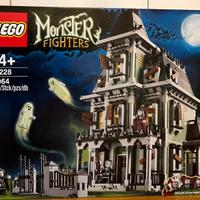 Lego 10228 monster hanted house MAI APERTO