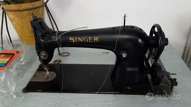 SINGER Macchina da cucire antica