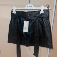Pantaloncino in pelle Zara