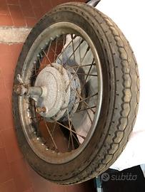 Ruota moto d’epoca 3,50/18   a 15 euro