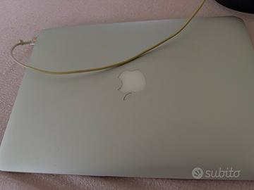 MacBook Air 13” 2017 i5/8GB/128GB –