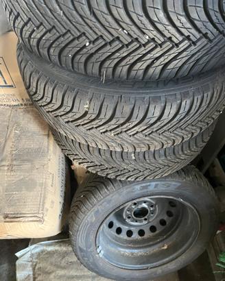 Gomme +cerchi per Fiat 600