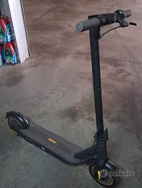 Monopattino elettrico segway