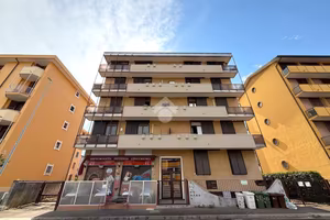 3 LOCALI A MAGENTA