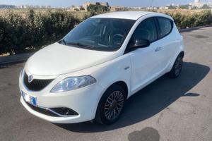 Lancia Ypsilon Gold 1.3 MJet - 70Kw/95cv (diesel).