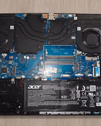 Acer Nitro 5 Notebook 
gaming | AN515-45 |ROTTO