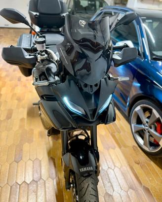 Yamaha tracer 900