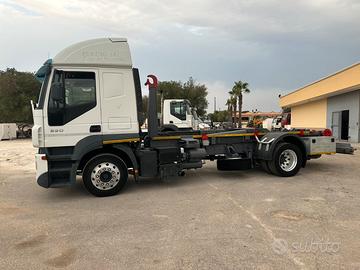 Iveco Stralis 350 Scarrabile,ACCETTO PERMUTE