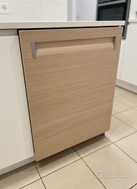 Lavastoviglie ad incasso Whirlpool ADG 8542 FD