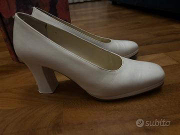 Scarpe bianche sposa