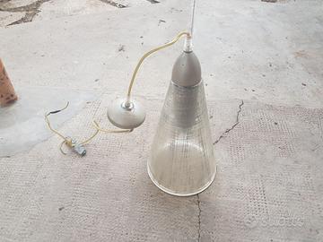 Lampadario in vetro moderno