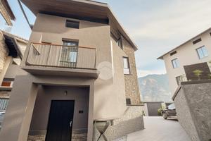 CASA SEMINDIPENDENTE A CIVIDATE CAMUNO