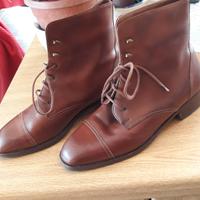 STIVALETTI vera pelle, marca “FABI”