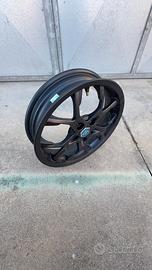 Cerchio anteriore per Piaggio MP3 HPE 530