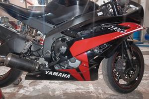 Yamaha YZF R6 - 2006