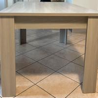 Tavolo allungabile 120/180 cm con difetti