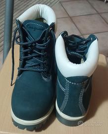 Stivali , marca canguro nuovi