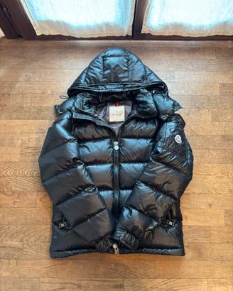 Moncler maya