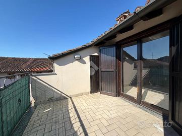 3 LOCALI A MISANO DI GERA D'ADDA