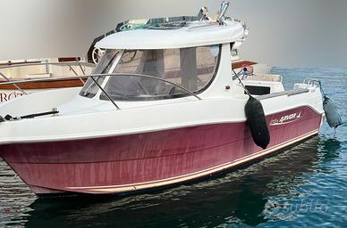 Arvor 215 + 115 hp Cummins Diesel (2008)