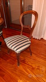 Tavolo rotondo dell'800 e 4 sedie