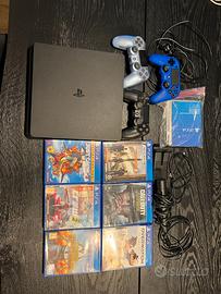 PS4 Slim + 3 Joystick + 6 Giochi + Telecamera PS