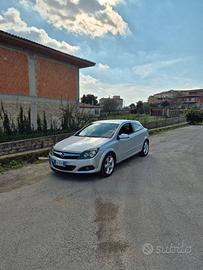 Opel Astra GTC