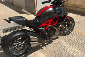 Ducati Diavel Red Carbon