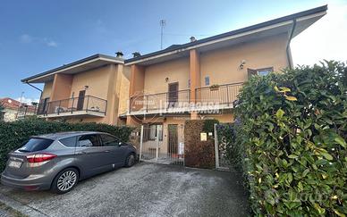 GRAZIOSA VILLETTA A SCHIERA IN ZONA RESIDENZIALE