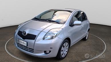 Toyota Yaris 1.4 D-4D 5 porte Sol