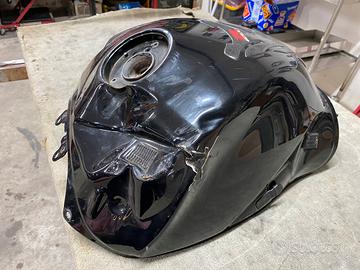 Serbatoio gsx k6 750