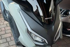 Honda Forza 350 05/2024 6.900 Km