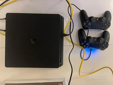PlayStation 4 Slim 1 TB – Perfette condizioni
