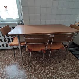 Tavolo con sedie anni 50