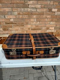 valigia in stoffa vintage 