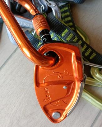 Materiale arrampicata usato 5-6 volte