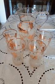 Caraffa e 4 bicchieri antichi 