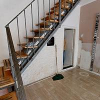 scala in ferro e legno 