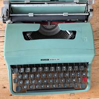 macchina da scrivere Olivetti lettera 32