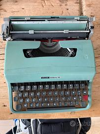 macchina da scrivere Olivetti lettera 32
