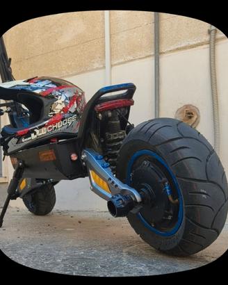 MONOPATTINO 8000 WATT  120 km/h
