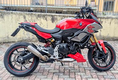 BMW F900XR