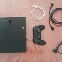 PS4 modello "FAT" con controller e 2 giochi 