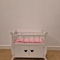 Lettino per bambole in legno