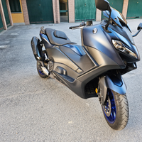 Tmax 560 icon blue