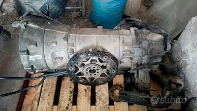 BMW E71 CAMBIO 8 MARCE