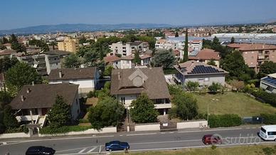 VILLA SINGOLA A FOLIGNO